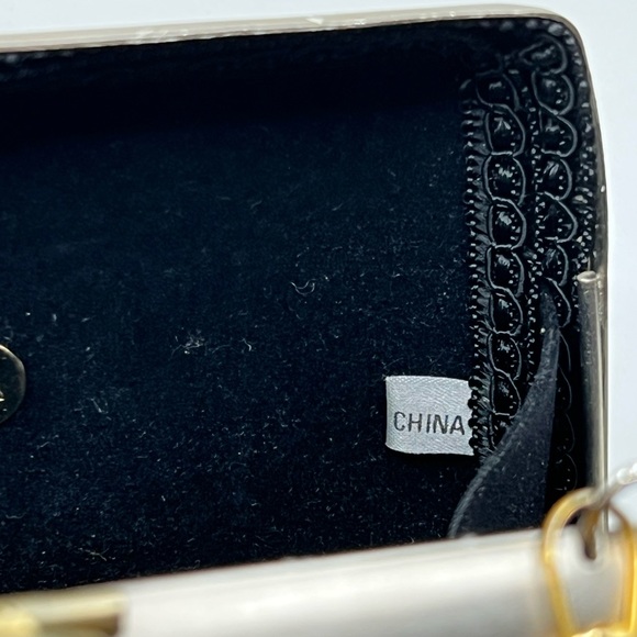 Vintage Sasha Hard Clutch Gold Tone with Chain Strap - Picture 10 of 13